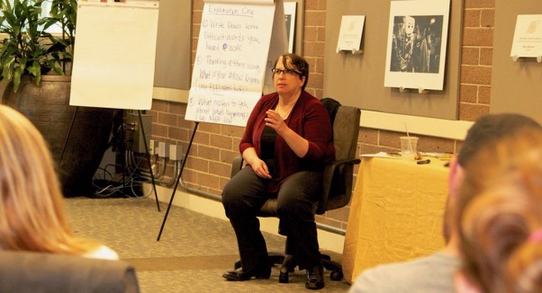 workshop Dian closeup (1)